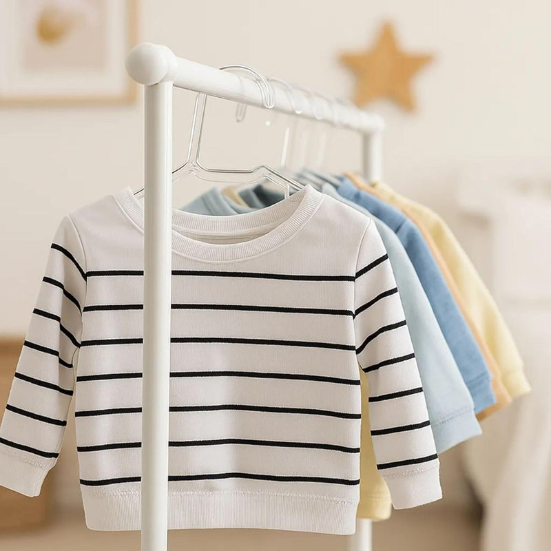 Kit 30 Cabide Infantil de Acrílico Premium Resistente Elegante e Ideal para Roupas de 0 a 10 Anos