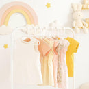 Kit 40 Cabide Infantil de Acrílico Premium Resistente Elegante e Ideal para Roupas de 0 a 10 Anos