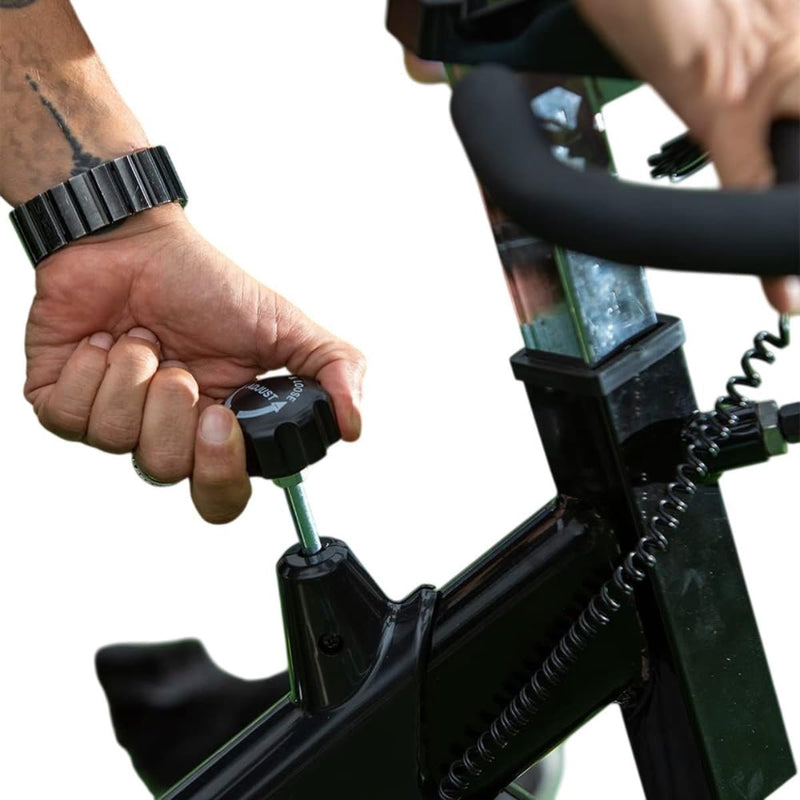 Bicicleta Bike Ergométrica Spinning Pro Vertical Profissional Com Freio Mecânico Suporta Até 100Kg - Ideal Para Academia e Treino Residencial