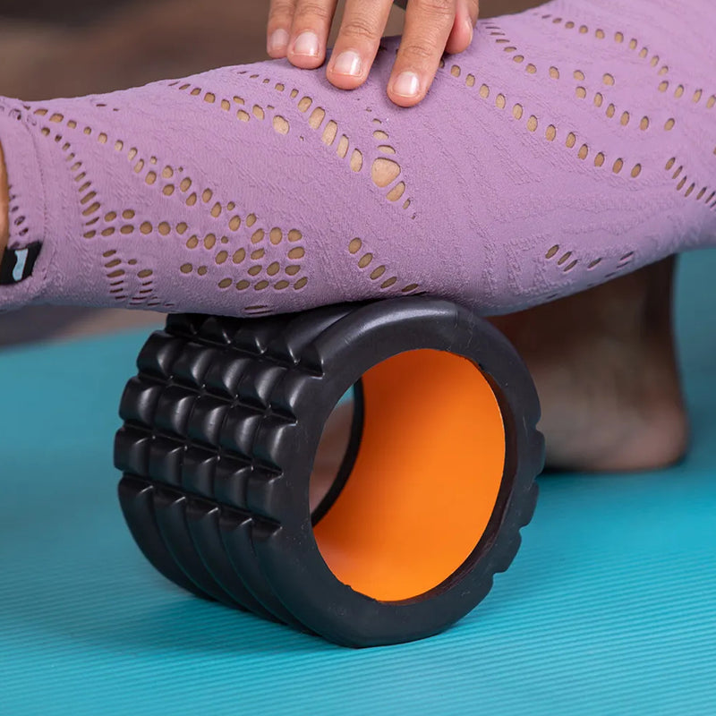 Mini Rolo de Liberação Miofascial Com Ranhuras, Rolo de Massagem, Esfera de Massagem, Rolo de Fisioterapia, Dupla Ranhura- Preto e Laranja