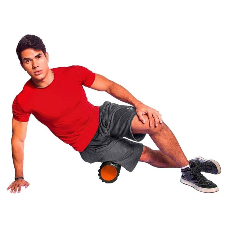 Rolo de Liberação Miofascial Foam Roller Com Ranhuras Preto e Laranja - Rolinho Ideal Para Massagem, Fisioterapia, Yoga, Pilates, Ginástica, Alongamento, Exercícios em Casa, Lombar, Academia