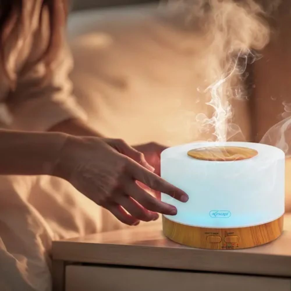 Umidificador de Ar Aromatizador 300ml Led Colorido com Controle Remoto Bivolt - Imagem 2