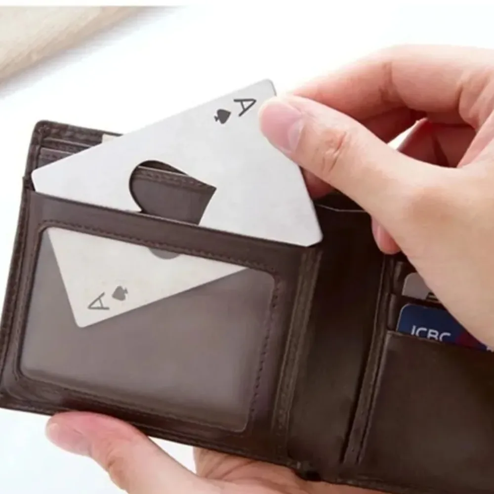 Abridor de Garrafa Formato Carta De Baralho As De Espadas Aco Inox Preto