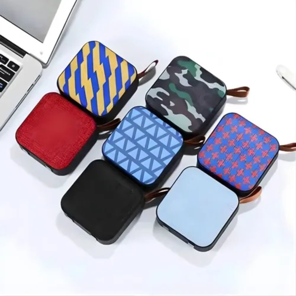 Mini Caixa de Som Bluetooth Portátil 5w com Alça Rádio Fm Usb Cartão Tf